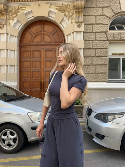 Костюм із футболкою